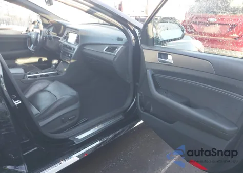 2015 Hyundai Sonata Limited 2.0T z USA, uszkodzony, nr VIN 5NPE34AB1FH137836